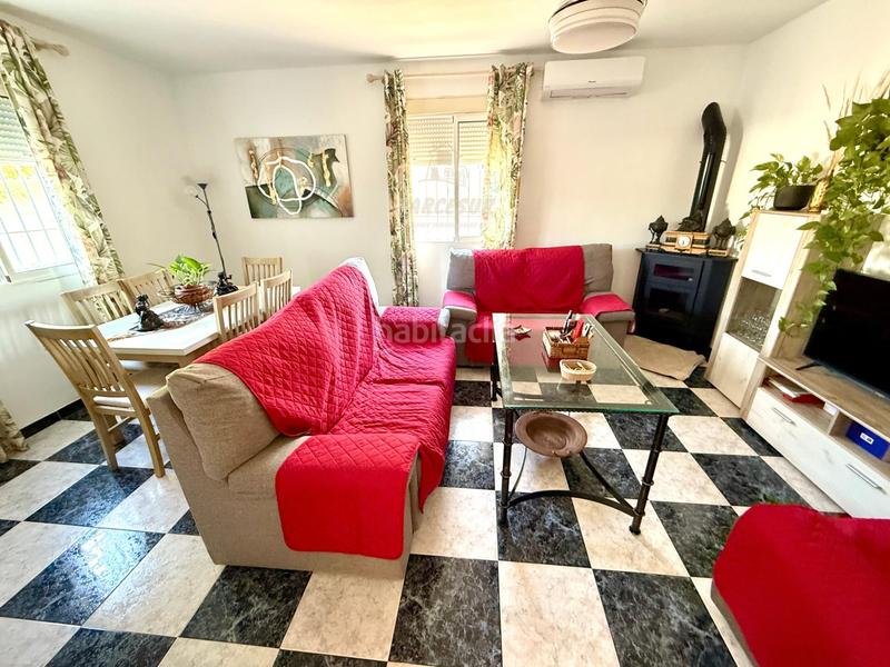 Foto 7432a46e-0d3c-4e4c-9d3c-a50615fbccf2. House with parking in El Higuerón Córdoba