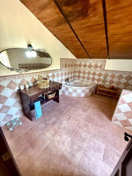 Foto fc386dec-bc4f-4256-a2b4-3778937f39db. Lloguer casa amb calefacció aparcament piscina a Córdoba