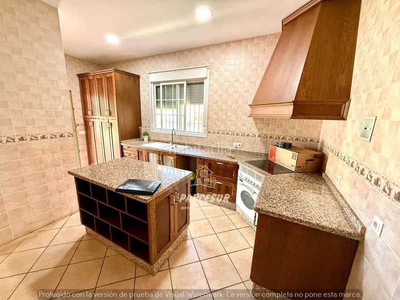 Foto 4ca4dc45-8eb3-4790-96d7-fb7398d15a09. Casa a Belmez