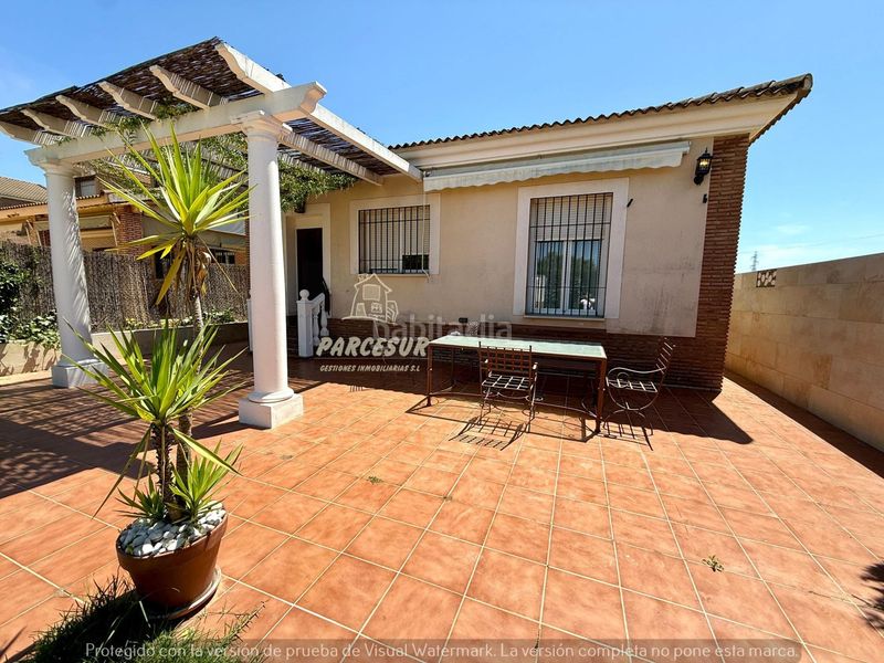 Foto c319b1b8-761c-4403-a98f-e7fd14568946. Casa a Belmez