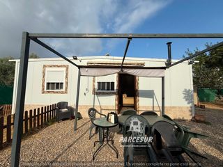 Casa en El Higuer�n. Preciosa parcela de 700m2 por la carretera del aeropuerto. no hi