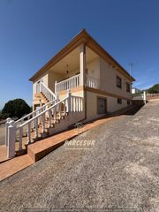Casa a Almodóvar del Río. Casa de campo en cuevas bajas  no hipotecable