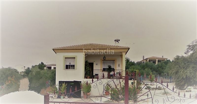 Foto de80511f-c7aa-43a9-834a-7870069d6e95. Casa amb aparcament piscina a Almodóvar del Río