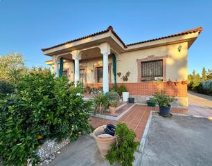 Casa en El Higuerón. Zona la gorgoja parcela de 1000m2 con piscina no hipotecable