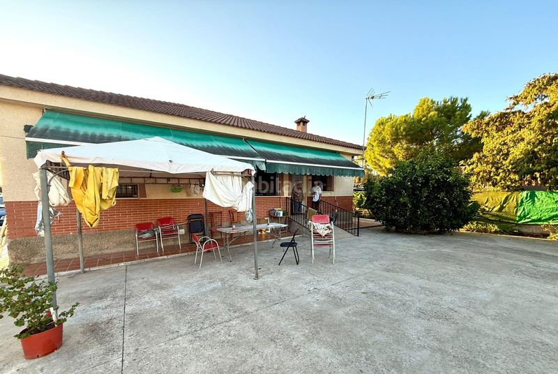 Foto 92bb6231-8003-4a42-97d8-80c5ca3cfb3c. Casa amb aparcament piscina a El Higuerón Córdoba