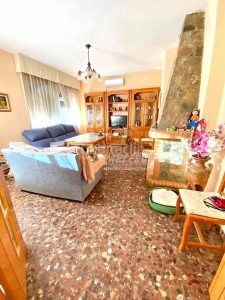 Foto ba3928b6-e503-401c-9bd2-6c447e6611d1. Casa amb piscina a El Higuerón Córdoba