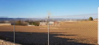 Residential Plot in El Higuerón. Zona cañuelo  parcela de 1.011m2 con punto de luz, fachada de pe