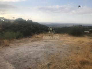 Terreny residencial a Almodóvar del Río. Cuevas bajas parcelas de 2.000 m con pozo comunitario y punto de