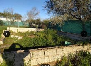 Terreno residencial en El Higuerón. Zona la perlagolondrina  parcela de terreno de 500 m2 con constr