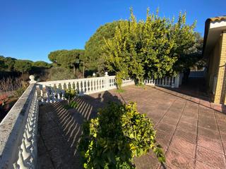 Masia a El Higuerón. Zona cerca del jardinito  hipotecable  parcela de terreno de 3.0