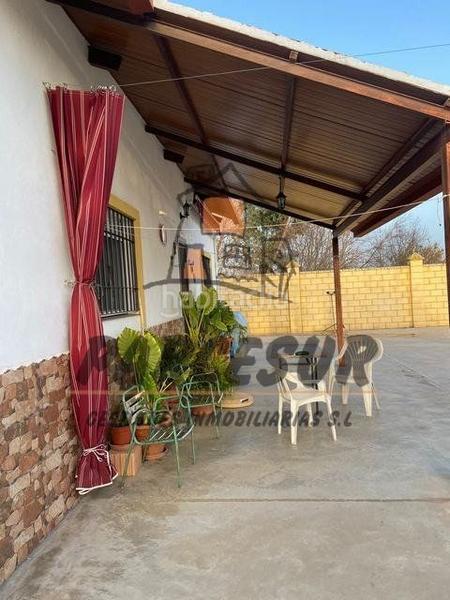 Foto 981200cf-fdf9-4ff9-b90e-ab5207af666f. Maison dans Almodóvar del Río