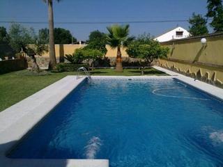 Casa en El Higuerón. Zona aeropuerto  parcela de 1.660m2 con casa de 150 m2 con porch