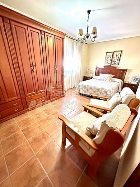 Foto 299c9551-9b84-463a-a945-33f757898410. Casa amb aparcament piscina a El Higuerón Córdoba