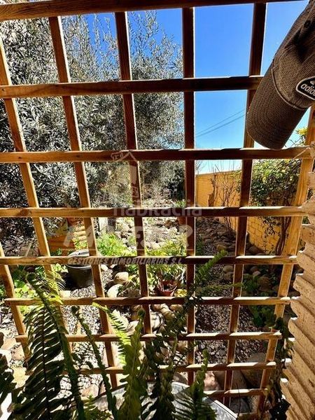 Foto 2bebf441-9011-4209-8026-4adc382c7277. Casa amb aparcament piscina a El Higuerón Córdoba