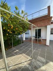 Maison à El Higuerón. Higueron  parcela de 765m con casa de unos 140m y por separado n