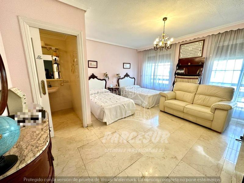 Foto ab510e5d-0e28-4cca-acc9-ae2d4f160ba0. Piso magnifico piso con cochera en ciudad jardin en Córdoba