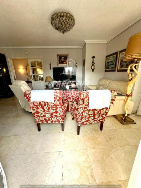 Foto e0f7fd7c-b349-4615-9457-74c48723d277. Piso magnifico piso con cochera en ciudad jardin en Córdoba