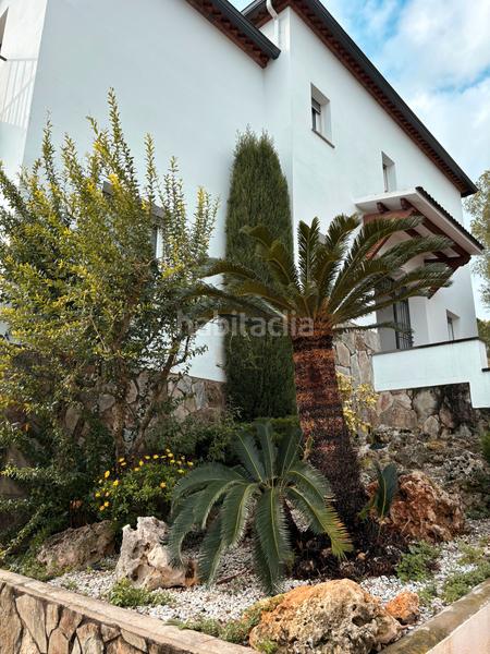 Foto 408c56ca-cca2-47e3-ab4c-bc9b28bbec18. Chalet  con piscina en Llers