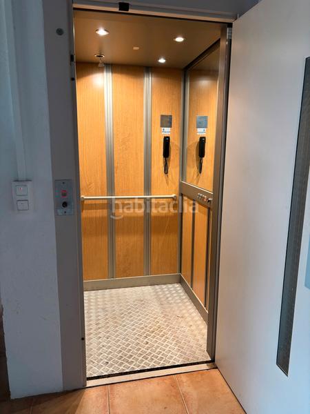 Foto 55b2b0c6-f08d-4ab9-8801-7d539d475a17. Chalet  con piscina en Llers