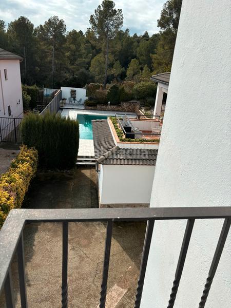 Foto 67ebbbe5-f8a4-4029-9544-96256668cf18. Chalet  con piscina en Llers