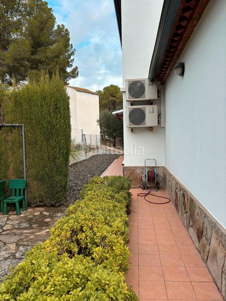 Foto 72cc915c-d83b-414f-b579-748d4f548429. Chalet  con piscina en Llers