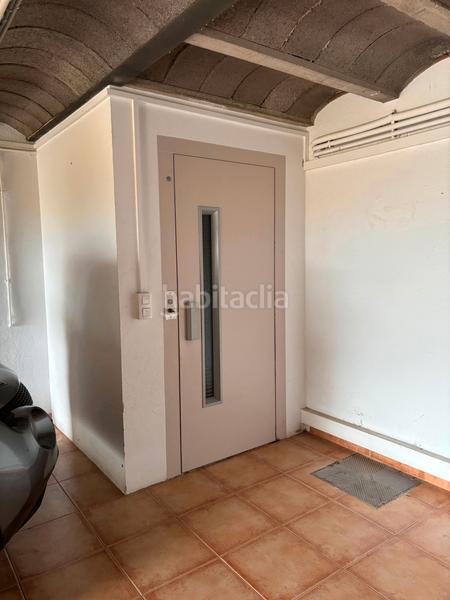 Foto ac85a72d-5e3a-4ceb-9850-09724ed0cfc9. Chalet  con piscina en Llers