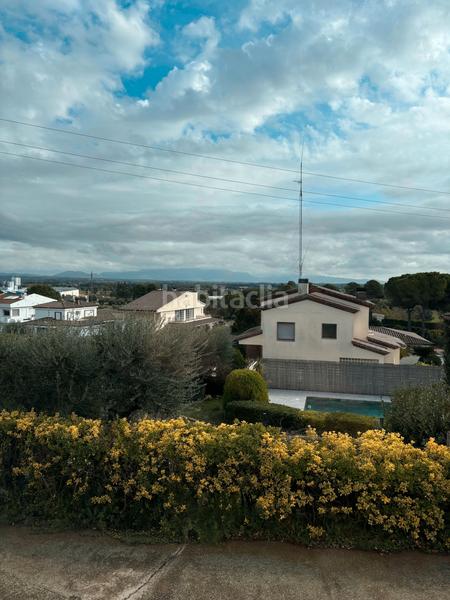 Foto d3e32d5e-8eb1-4bdf-a3ea-a6ecac64bd63. Chalet  con piscina en Llers