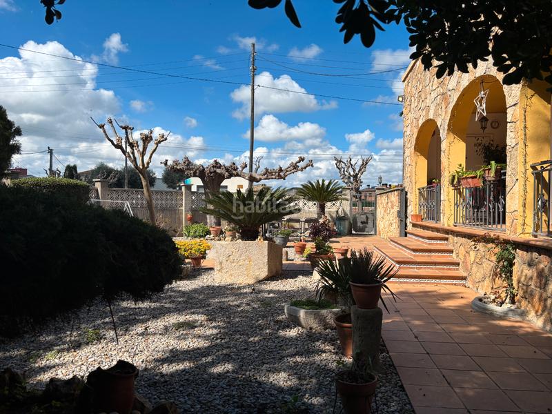 Foto 2f90e571-1075-48f0-bf7f-6c2370a6e1b6. Chalet con camino riscaldamento parcheggio piscina in Fortià