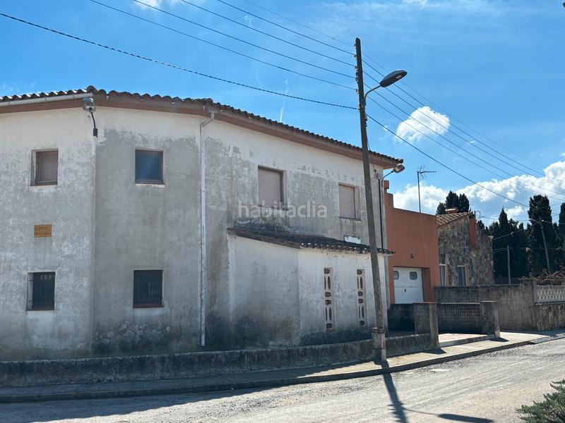 Foto 8e6e223c-ef47-4cd2-86d9-f23c088437a1. Chalet con camino riscaldamento parcheggio piscina in Fortià