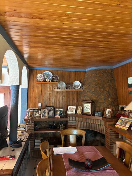 Foto 9c5a16bd-05e1-4f44-9f96-7e4cb1be630e. Chalet con camino riscaldamento parcheggio piscina in Fortià