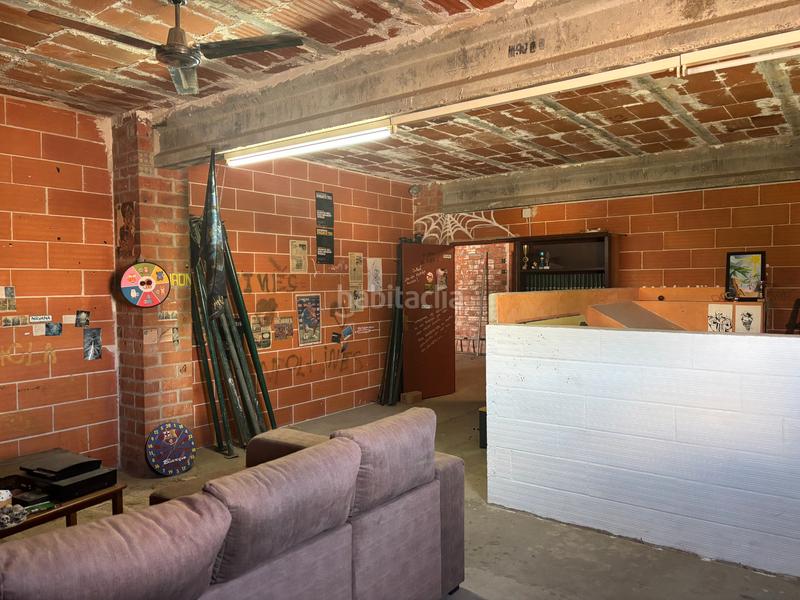 Foto e12041c8-b59d-4160-b3b0-35f0df538c06. Chalet con camino riscaldamento parcheggio piscina in Fortià