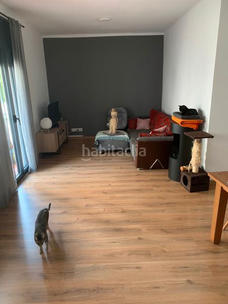 Foto 2c2c34ed-7b76-4558-bc4b-c07610b94103. Edifici a Centre Figueres