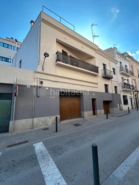 Foto 6cbcf1f8-edb0-4be2-99ed-2448d1d78f28. Edifici a Centre Figueres