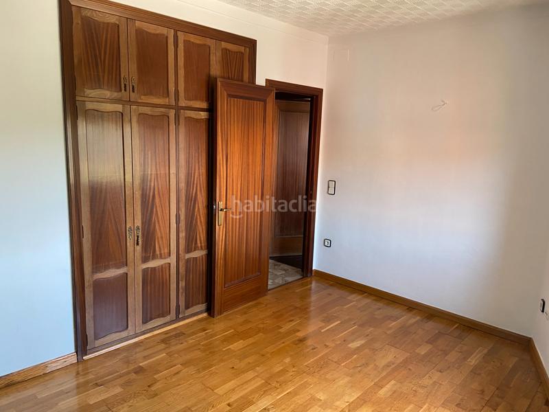 Foto a50460fa-be1a-4a43-908b-0ba62ee11526. Edifici a Centre Figueres