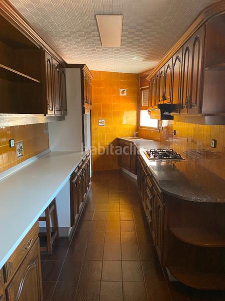 Foto bb044adb-7a54-4d8f-91b4-fecaebe7f4f3. Edifici a Centre Figueres