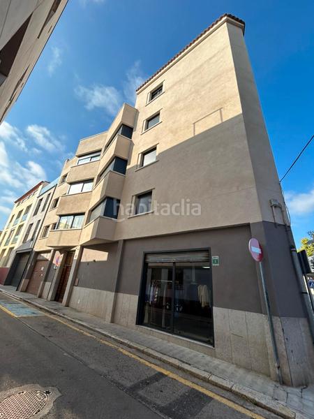 Foto cf432f0c-e8cd-4848-8914-b7499785e120. Edifici a Centre Figueres