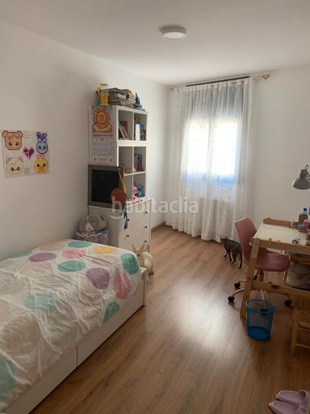 Foto eafddde0-dbbf-43ff-ad14-06875a448206. Edifici a Centre Figueres