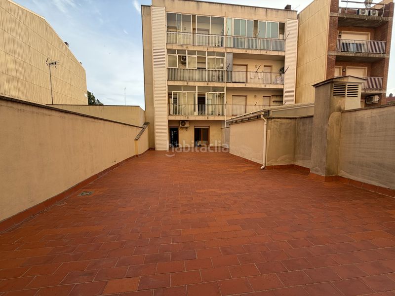Foto 3a6ae664-b1d0-41da-b299-5ee165e76d0b. Pis amb calefacció aparcament a Creu de la Mà Figueres