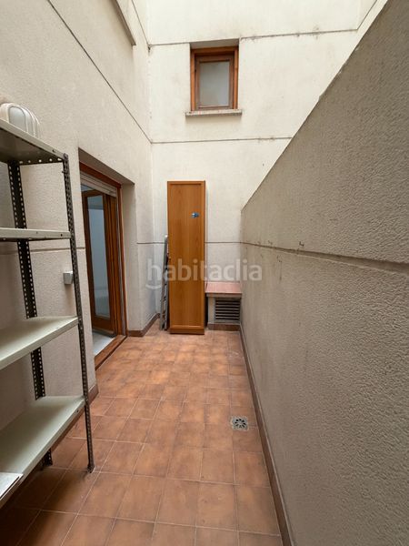 Foto 6938ea71-38f0-4965-b88c-23549c82e7ab. Pis amb calefacció aparcament a Creu de la Mà Figueres