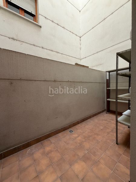 Foto b0714c90-29fe-4fad-97c5-3fdb90dcabc1. Pis amb calefacció aparcament a Creu de la Mà Figueres