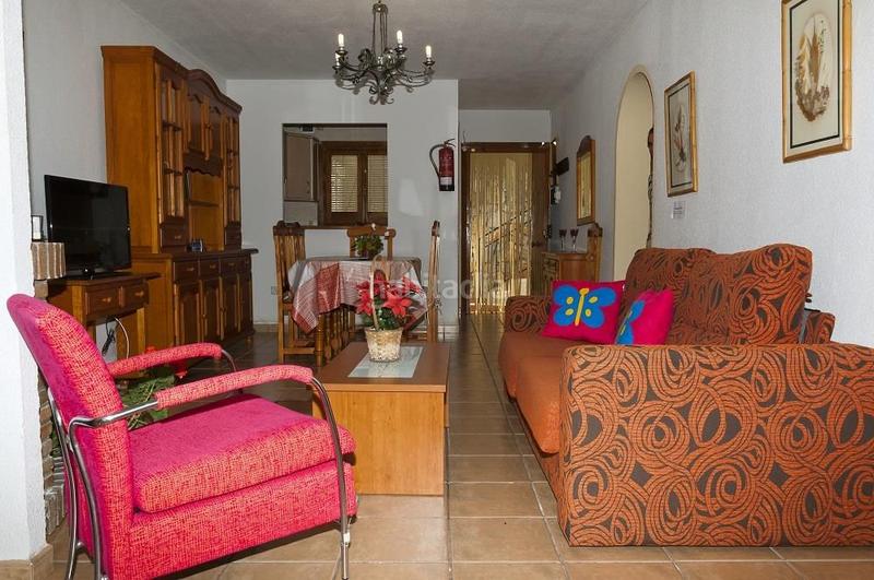 Foto 8ef509fa-52b4-478e-99a7-ee2b843751ca. Rent semi detached house with heating parking pool in Almuñécar