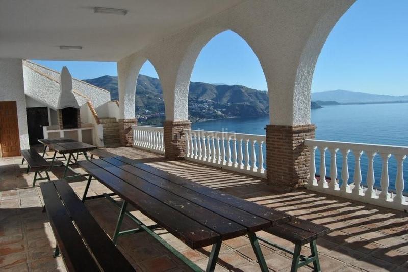 Foto f3debe95-4c7f-47ed-879c-8578cb5c8fd6. Rent semi detached house with heating parking pool in Almuñécar