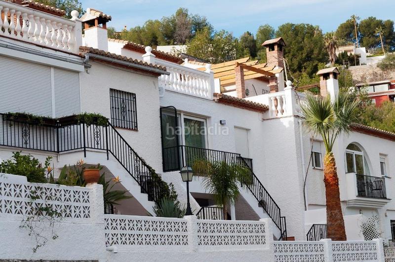 Foto 7e26e729-2d7a-4520-956e-f35c54db1fab. Lloguer casa adossada amb calefacció aparcament piscina a Almuñécar