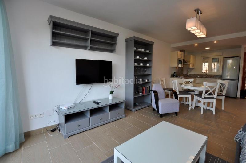 Foto a65221c4-ae9c-4b5c-8318-e16b2d7bf65d. Lloguer casa adossada amb calefacció aparcament piscina a Almuñécar