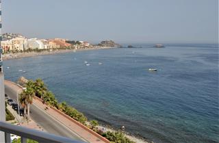 Miete Appartement in Paseo de cotobro 6. Bonito y confortable apartamento de 2 dormitorios frente al mar.