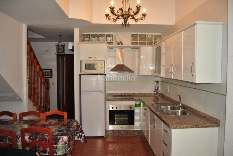 Foto ba5b03c7-3235-4afb-afad-55d8bd9f0947. Affitto duplex in paseo de velilla 14 in Velilla - Velilla Taramay Almuñécar