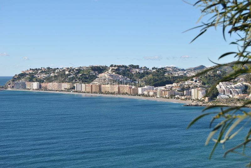 Foto d901de8f-a45c-42e7-b46f-335b8adc59d2. Affitto duplex in paseo de velilla 14 in Velilla - Velilla Taramay Almuñécar