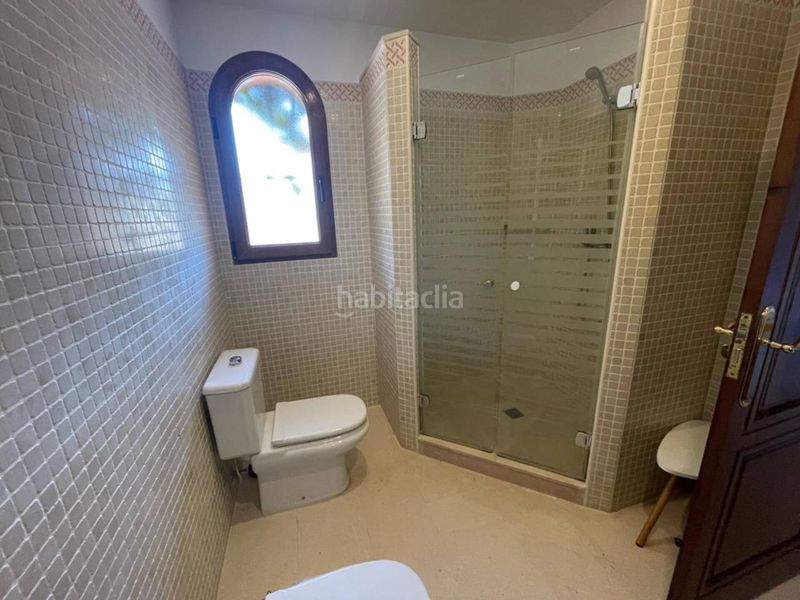 Foto db24fc6b-2f31-4486-8eb9-184be35b15ba. Casa adossada amb aparcament piscina a La Manga Club Cartagena