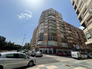 Pis  San antón. Se vende piso céntrico en alameda de san anton