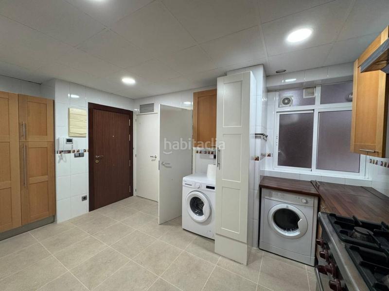 Foto ccbcf5d2-522c-4d21-9ffd-dbb6ab9af511. Pis amb aparcament a Casco Antiguo Cartagena